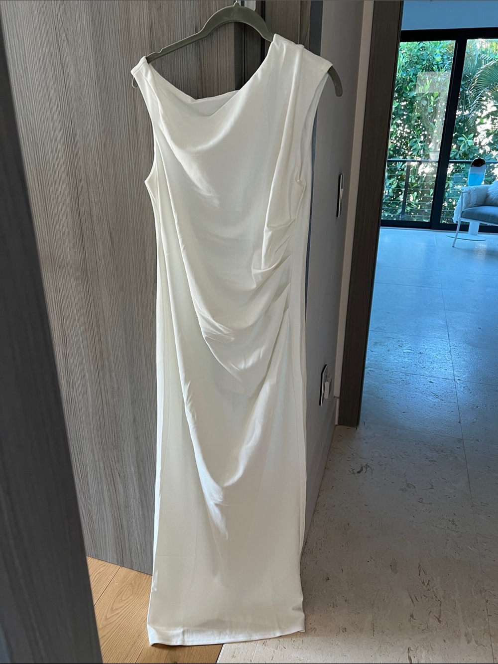 NWT REVOLVE Australia SHOWPO YH & CO Genie maxi dress WHITE US XL - Picture 5 of 10
